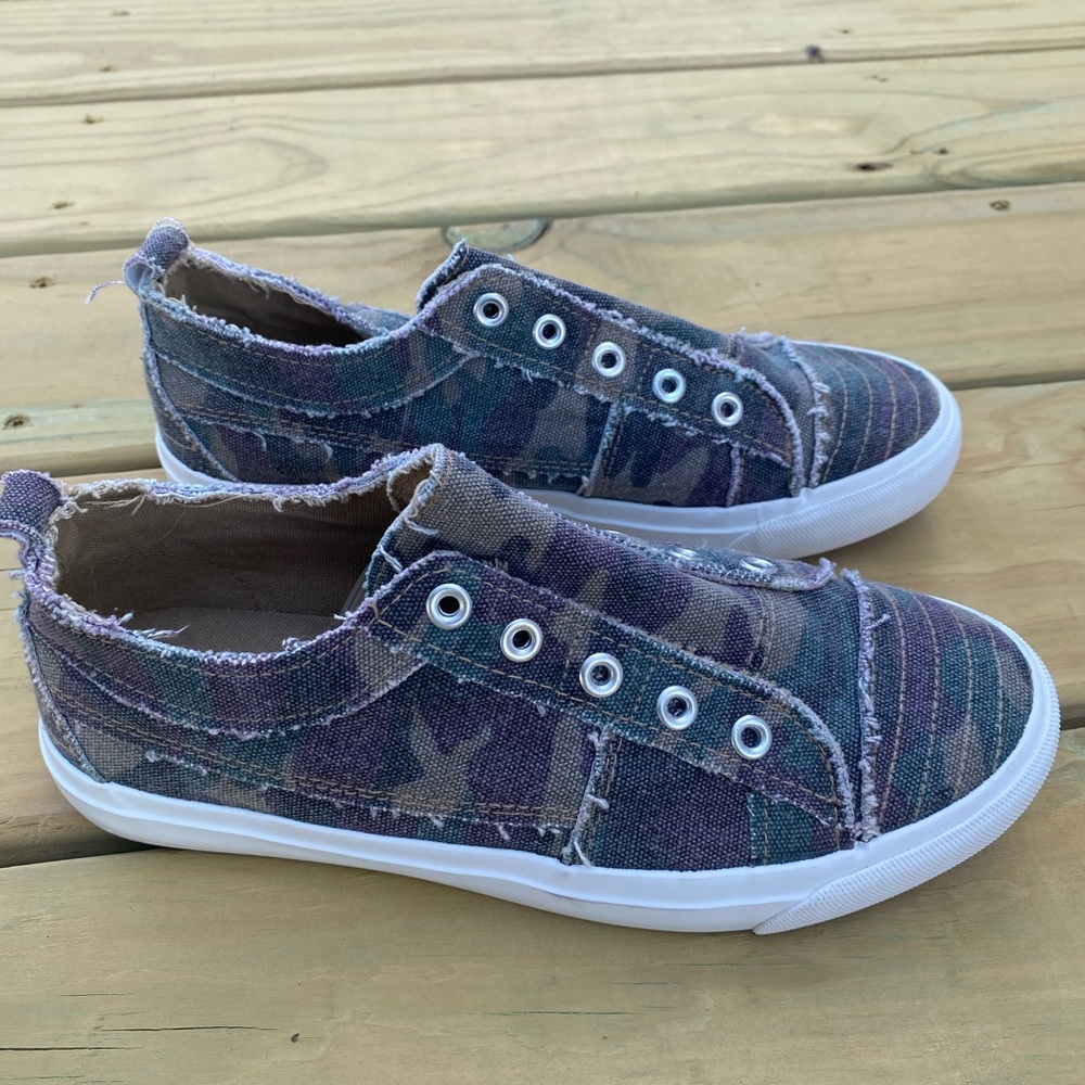 Corky’s Casual Slip On Sneaker